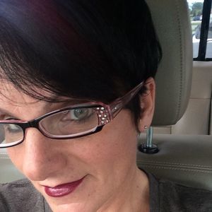 Meet your Posher, Rebecca